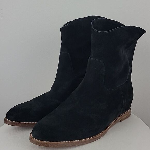 Vince Sinclair Black Suede Cowboy-Style Booties. Size 5 M - Picture 4 of 10